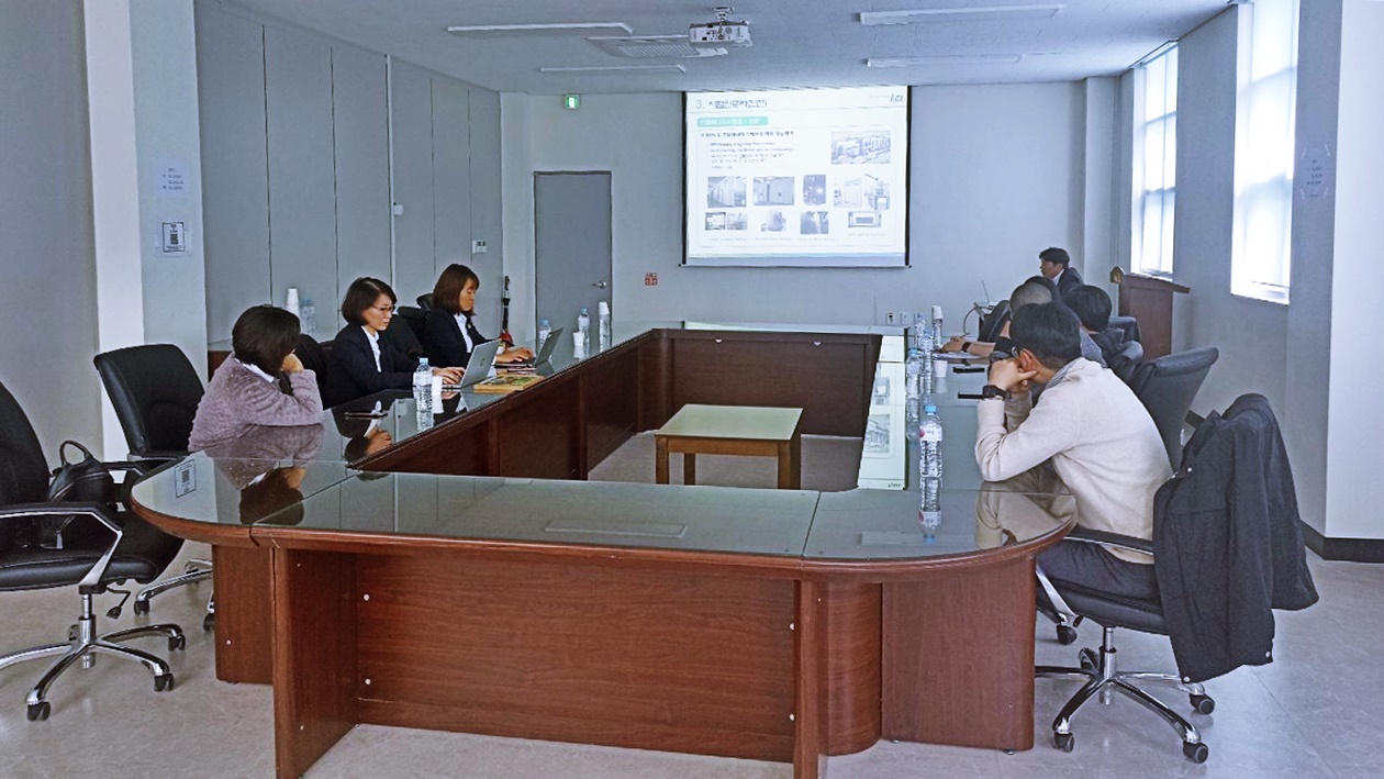 vibm-2_-Bao-cao VIBM: Trung tâm Thiết bị, Môi trường & An toàn lao động làm việc tại trụ sở Korea Conformity Laboratories (KCL), Hàn Quốc
