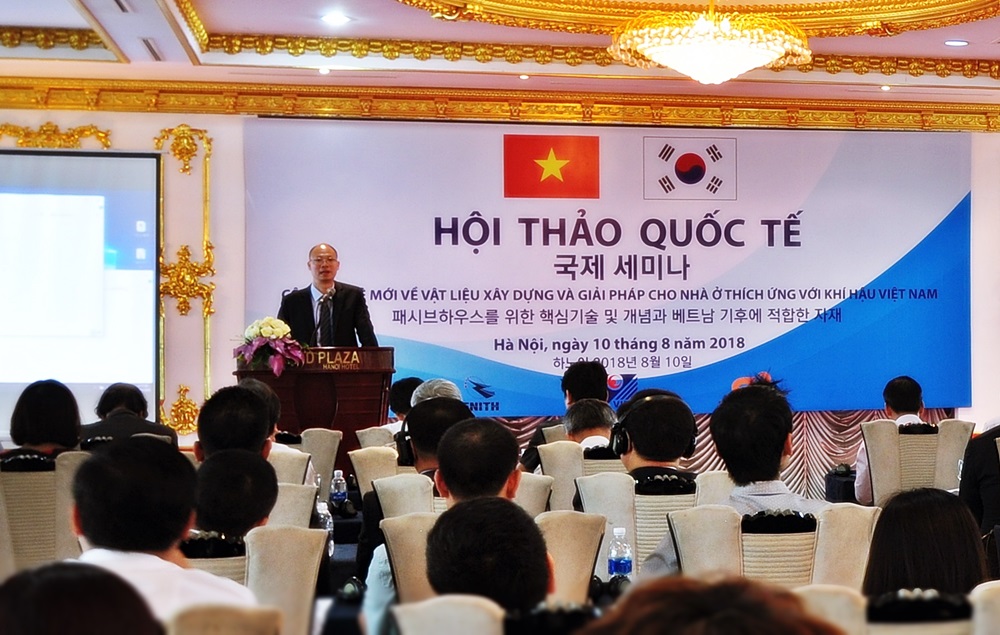 vibm-Hoi-thao-Qte-10-8-2018_5 Hội thảo quốc tế “Công nghệ mới về vật liệu xây dựng và giải pháp cho nhà ở thích ứng khí hậu Việt Nam”