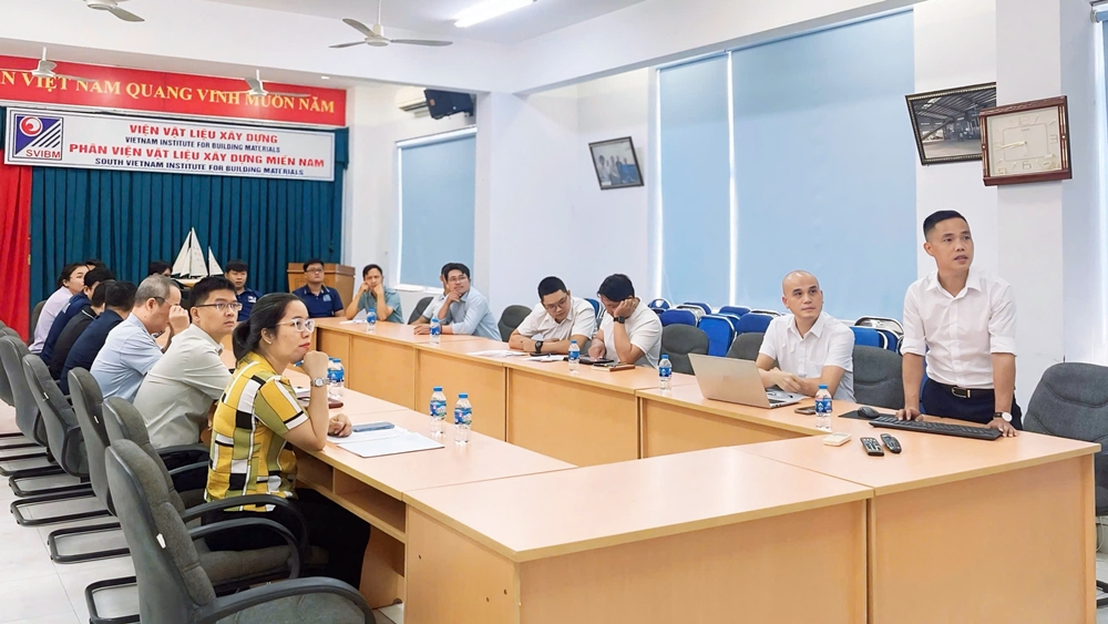 vibm-Hoi-thao-chuyen-de-Nghien-cuu-12-9-2025_6 Thematic Workshop “Research on Technological Solutions Using Carbon Dioxide in the Production of Precast Concrete Elements to Reduce Greenhouse Gas Emissions”